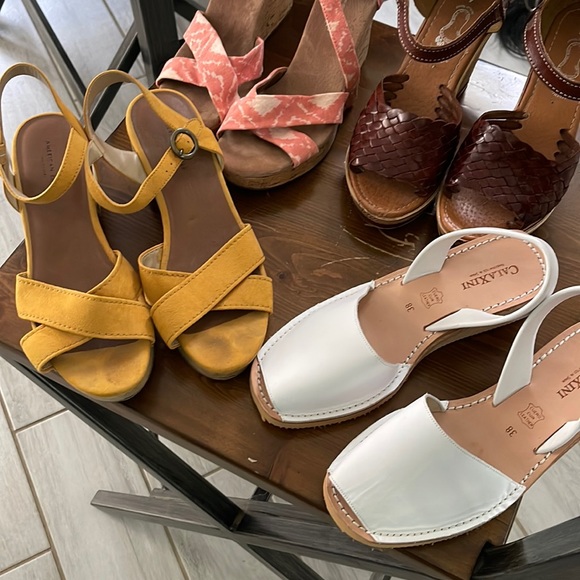 SOLD - Picture 2 of 3